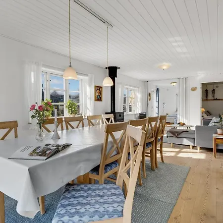 Holiday home 3 Bedroom Gorgeous In Broager