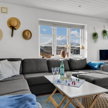 3 Bedroom Gorgeous In Semesterbostad Broager