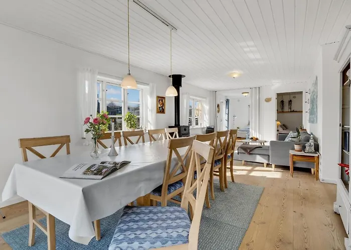 別荘 3 Bedroom Gorgeous In Broager